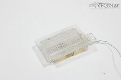 2015-2023 CHRYSLER 300 REAR LEFT DOOR PANEL INTERIOR COURTESY LIGHT LAMP OEM - Image 1 of 4