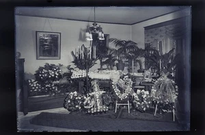 Vintage Antique Glass Plate Negative 5x7 Post Mortem Photograph Milwaukee WI - Picture 1 of 3