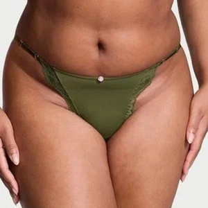 Victoria's Secret slip bikini stringa regolabile bordo pizzo verde bosco XL NUOVO - Foto 1 di 3