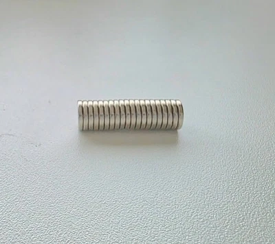 Imanes fuertes redondos pequeños de 1/4 de pulgada (0,25) para artesanía.  Nuevo sin etiquetas, vendedor de EE. UU. Foto 1 de 4