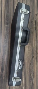 SKB Cases Violin ½  Hard Shell Case - Picture 1 of 4
