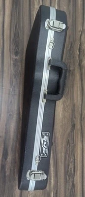 SKB Cases Violin ½  Hard Shell Case - Image 1 of 4