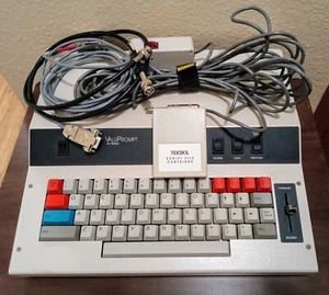 Computadora Teleprompter Vintage Tekskil ValuPrompt con Accesorios Sin Fuente de Alimentación - Imagen 1 de 8