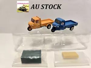 Tomytec 1/150 N Scale LV-12 Daihatsu CO10T Three-wheel Truck (B), 2-car set - Picture 1 of 6