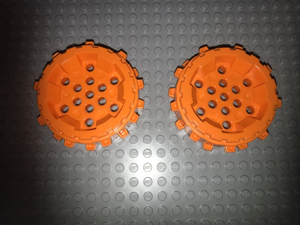 LEGO Reifen 2 Stück 64711 orange 8x8 Speichenrad Technic Power Miner City Bohrer - Bild 1 von 1