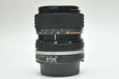Nikon Zoom-NIKKOR AI-S 35-70mm f/3.3-4.5 MF Ai-S Lens - Image 1 of 4