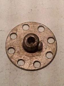 Gilbert Erector Set: Part BT Pierced Disk: 3/8" Diameter Hub - Picture 1 of 2