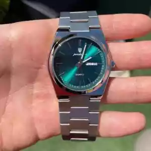 POEDAGAR Old Money Style Silver Stainless Steel Watch With Vintage Green Dial - Picture 1 of 5