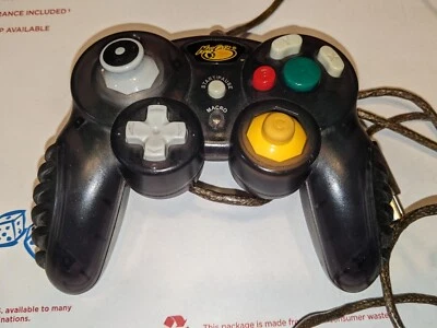 MadCatz Control Pad Pro Nintendo GameCube Black Controller, TESTED & WORKING! - Image 1 of 4