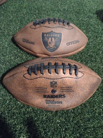 2 NFL Oakland Raiders Vintage Throwback Football, 9-Inches Cover