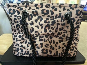 Collapsible Beach, Bath, Makeup Bag. Leopard Print 10x8x7 - Picture 1 of 5