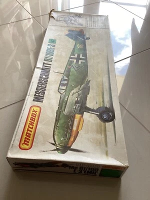 MATCHBOX -MESSERCHMITT BF/109E-3-Vintage 1983-1:32 Kit Modello - Immagine 1 di 4