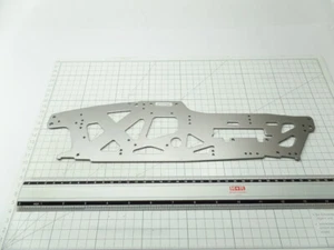HPI Racing Savage XL Flux 116704 Alu TVP Chassis Rechts HSF® - Picture 1 of 3