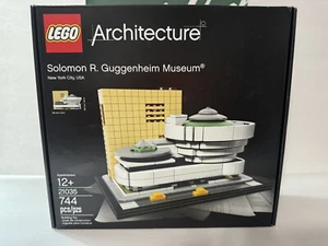 LEGO ARCHITECTURE: Museo Solomon R. Guggenheim 21035 Nuovo sigillato. G7 - Foto 1 di 2