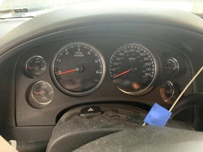 Medidor de velocímetro usado serve: 2012 Gmc Yukon cluster EUA grau A - Imagem 1 de 4