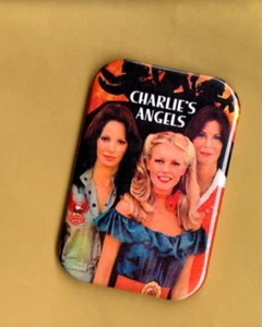 CHARLIE'S ANGELS KÜHLSCHRANKMAGNET MIT ABGERUNDETER ECKE - Bild 1 von 2