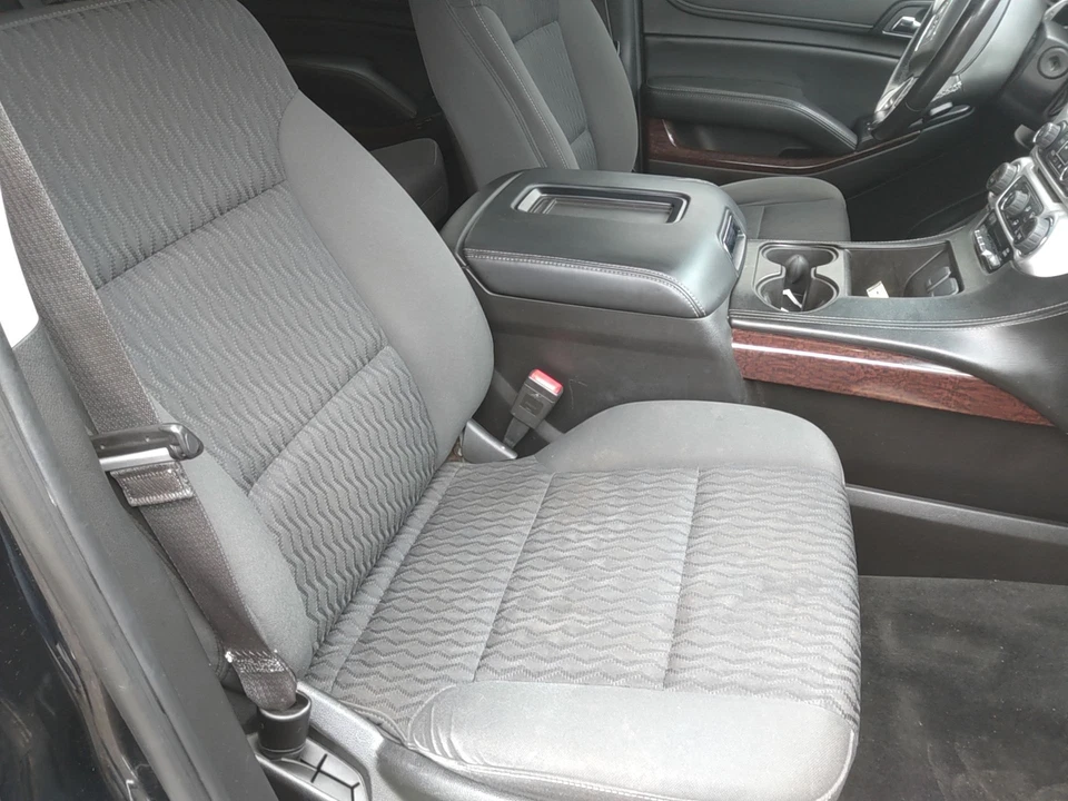 15 GMC YUKON Front Seat Passenger Right - Image 1 of 1