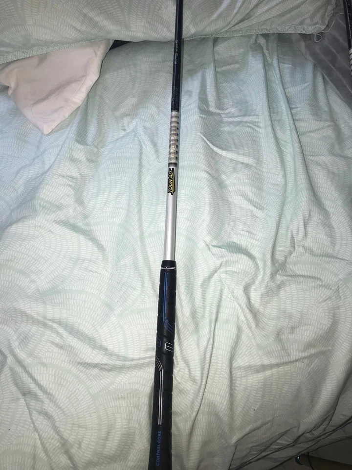 Adaptador Titleist Graphite Design Tour AD F-75 S eje madera de calle 42"5 longitud Foto 1 de 4