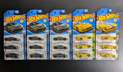 NEW 2025 Hot Wheels Ferrari Mainlines *Lot of 15* - F40 & GTB4 (Imperfect Cards) - Image 1 of 4