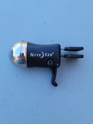 Suporte magnético para telefone Nite Ize Steelie 360° para carro kit de ventilação original STVK-11-R8 - Imagem 1 de 2