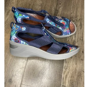 Bzees Duet Damenschuhe Größe 9 blau Stoff Blumenmuster Keilabsatz Reißverschluss vorne Absatz Sandalen - Bild 1 von 9