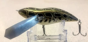 Imakatsu Aventa Crawler Topwater Köder 5" 2oz - Frosch - Bild 1 von 4