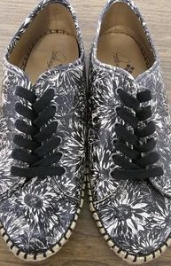 Patricia Nash Emiliano schwarz weiß Leder Sonnenblumen Schnürschuhe Turnschuhe Schuhe 8,5 - Bild 1 von 5