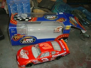 2000 NASCAR Winners Circle Dale Earnhardt Tasmanian Devil 1/24 - Picture 1 of 3