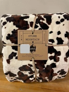 Western Cow Print Full/Queen Plush Blanket - Picture 1 of 5