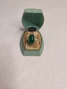 Anello Kelly in resina verde cabina cocktail tono argento misura circa 8-8,5 - Foto 1 di 9