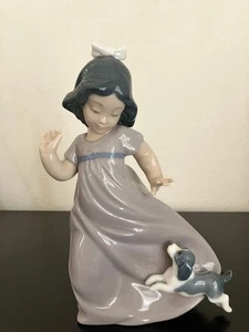Lladro NAO junge Dame spielt mit Hund elegant anmutig formell Luxus Spanien JP - Bild 1 von 4