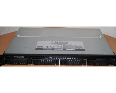 NETGEAR ReadyNAS 2100, NAS-ServerRack -  mit 4 HD´s á 2 TB SATA 3Gb/s - Bild 1 von 3