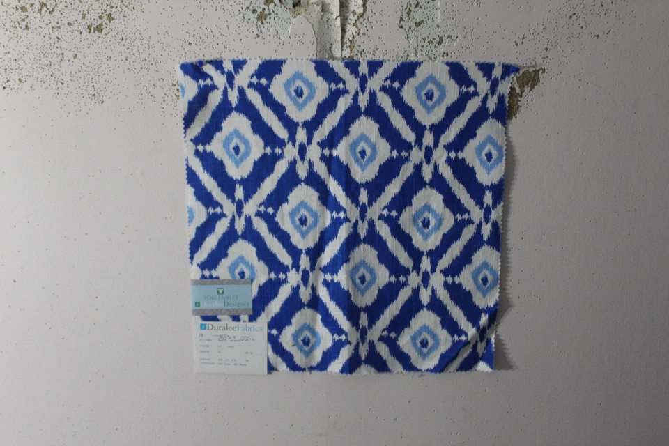 Duralee, Tobi Fairley, Murphy, Ikat impreso, 16,50" W X 16,50" L, color cobalto Foto 1 de 1