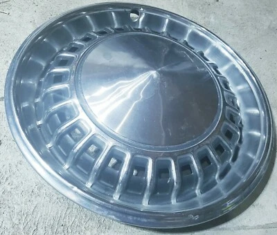 1x Cubierta de rueda tapacubos vintage OEM 1970 Chrysler 1971 Plymouth Fury Satellite 15" Foto 1 de 3