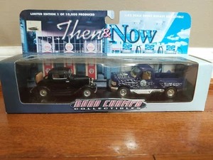 Road Champs 92000 1:43 Then & Now Ford Bat Hunter Blue F150 & Black Classic Car - Picture 1 of 7