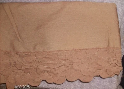 TAUPE 104" x 65" TABLECLOTH OVAL LACE EDGES NO IRON FABRIC WASH/DRY WASHED ONCE - Image 1 of 4