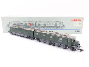 Märklin H0 37591 Elektrolok Doppel-E-Lok Ae 8/14 grün BR 11801 SBB / Digital NEM - Bild 1 von 8
