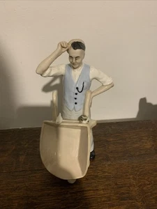 FIGURINA ROYAL DOULTON RIFLESSIONI " IL GIARDINIERE " HN 3161 C. 1987 - Foto 1 di 6