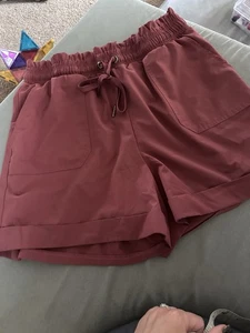 Danskin Damen Rüschen Shorts mit Taschen Gummibund Medium - Bild 1 von 11