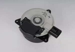 Genuine GM Engine Cooling Fan Motor 19355766 - Picture 1 of 4