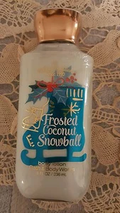BATH & BODY WORKS LOCIÓN CORPORAL BOLA DE NIEVE DE COCO ESMERILADA 8 OZ NUEVA - Imagen 1 de 3