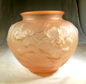 TIFFIN GLASS CO. ROSE PINK SATIN #16256 5" TALL 7" DIAMETER POPPY URN VASE! - Picture 1 of 3
