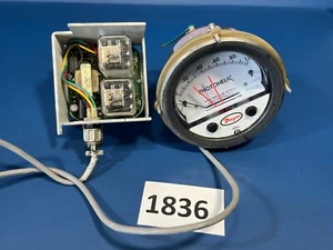 DWEYER PHOTOHELIC PRESSURE SWITCH - Picture 1 of 5
