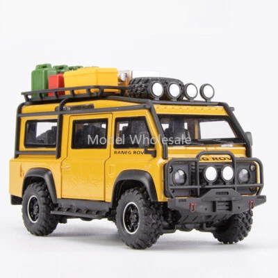 1:32 Diecast Vehicle for Land Rover Defender Van Model Car Toy Sound Light Toy - Image 1 of 4