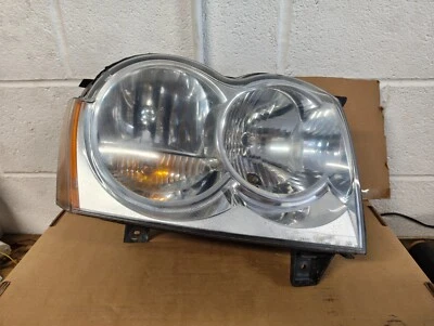 FARO VALEO - LADO DERECHO DEL CONDUCTOR - JEEP GRAND CHEROKEE WK 55156672AG Foto 1 de 4