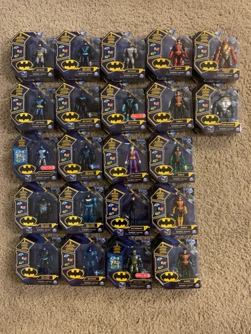 Spin Master DC 3 Surprise 3.75" Batman U Choose Cover