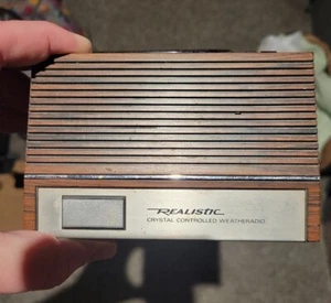 Realistic Radio Shack Crystal Controlled Weatheradio Model 12-141 Tested - Picture 1 of 1