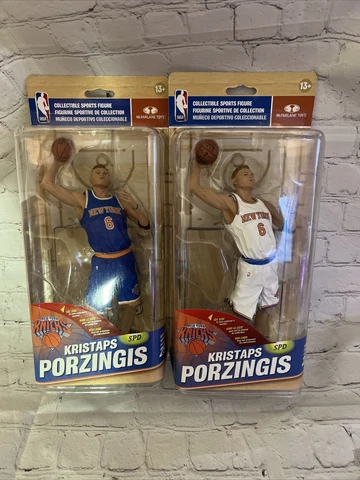 Kristaps Porzingis McFarlane NBA 29 White Jersey Variant 2000 New York Knicks Cover