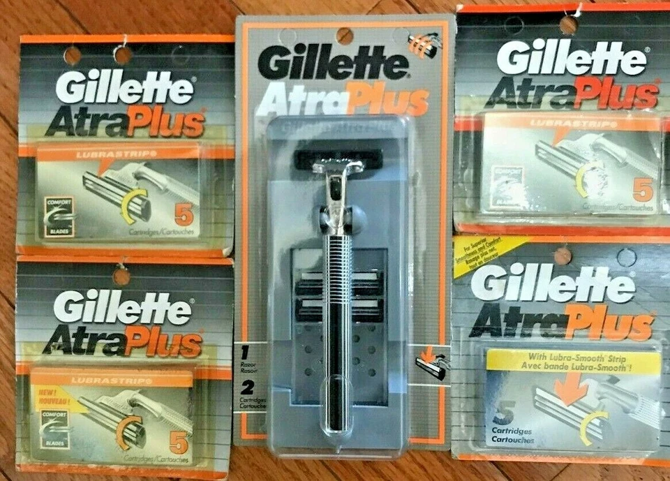 Vintage 1990 Brand New Gillette Atra Plus Metal Razor & 22 Cartridges Made in US - Image 1 of 2