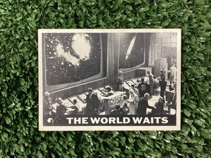 1966 Topps Superman #44 Reporter Clark Kent Free Shipping! - Picture 1 of 2